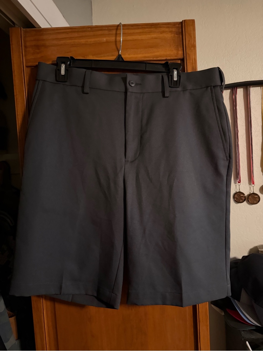 Grand Slam Men's Flat-Front Performance Shorts - Charcoal Gray